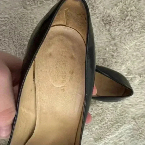 KATE SPADE Zaria Black Patent Leather Flower Pumps - Picture 7 of 9